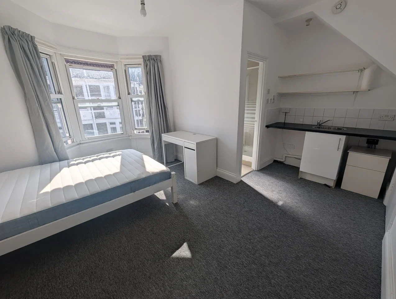 Room Wellington Avenue in Bristol
