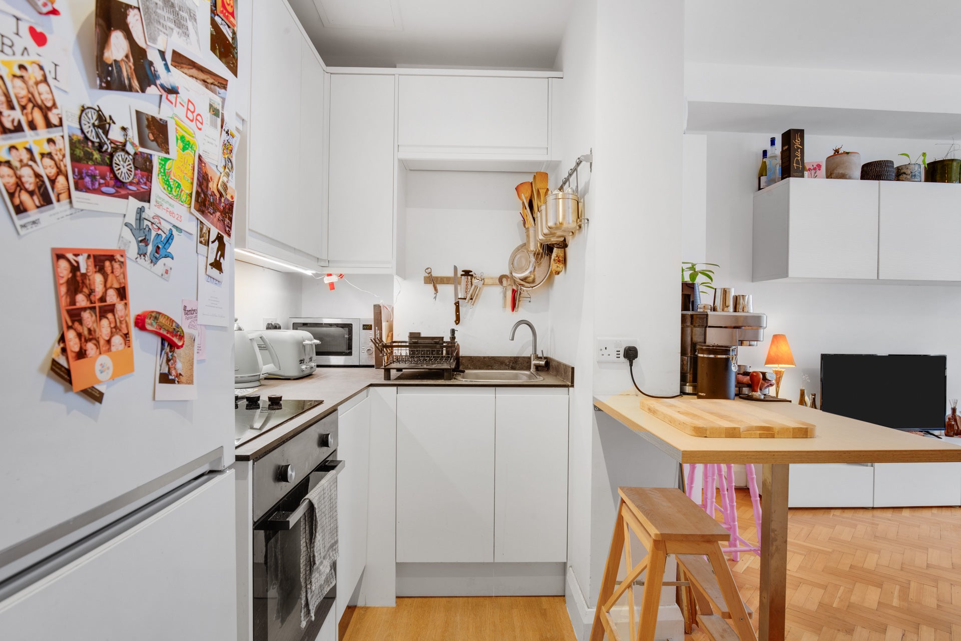 Flat Queensway in City of Westminster