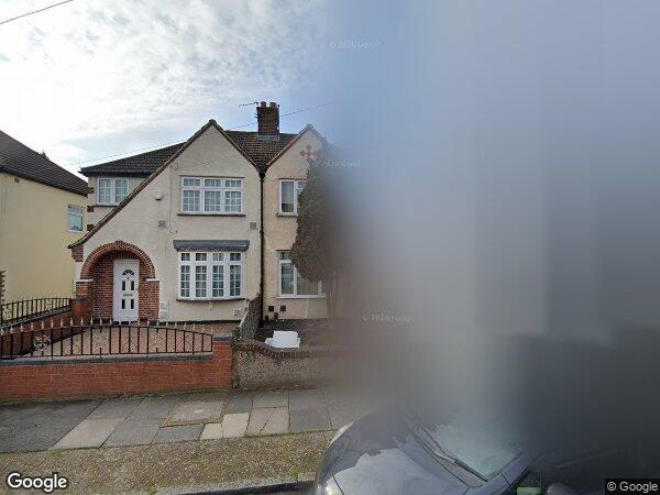 House Westwick Gardens in Greater London