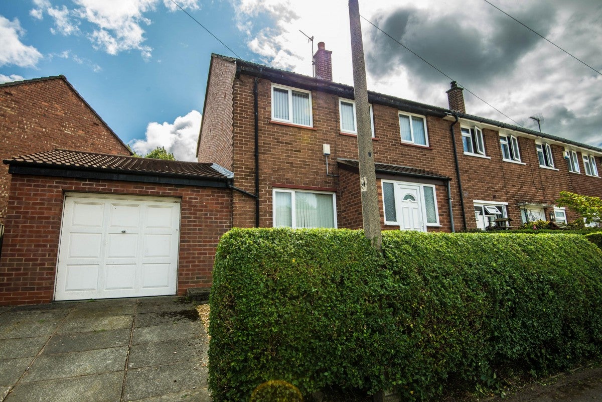 House Pennington Avenue in West Lancashire
