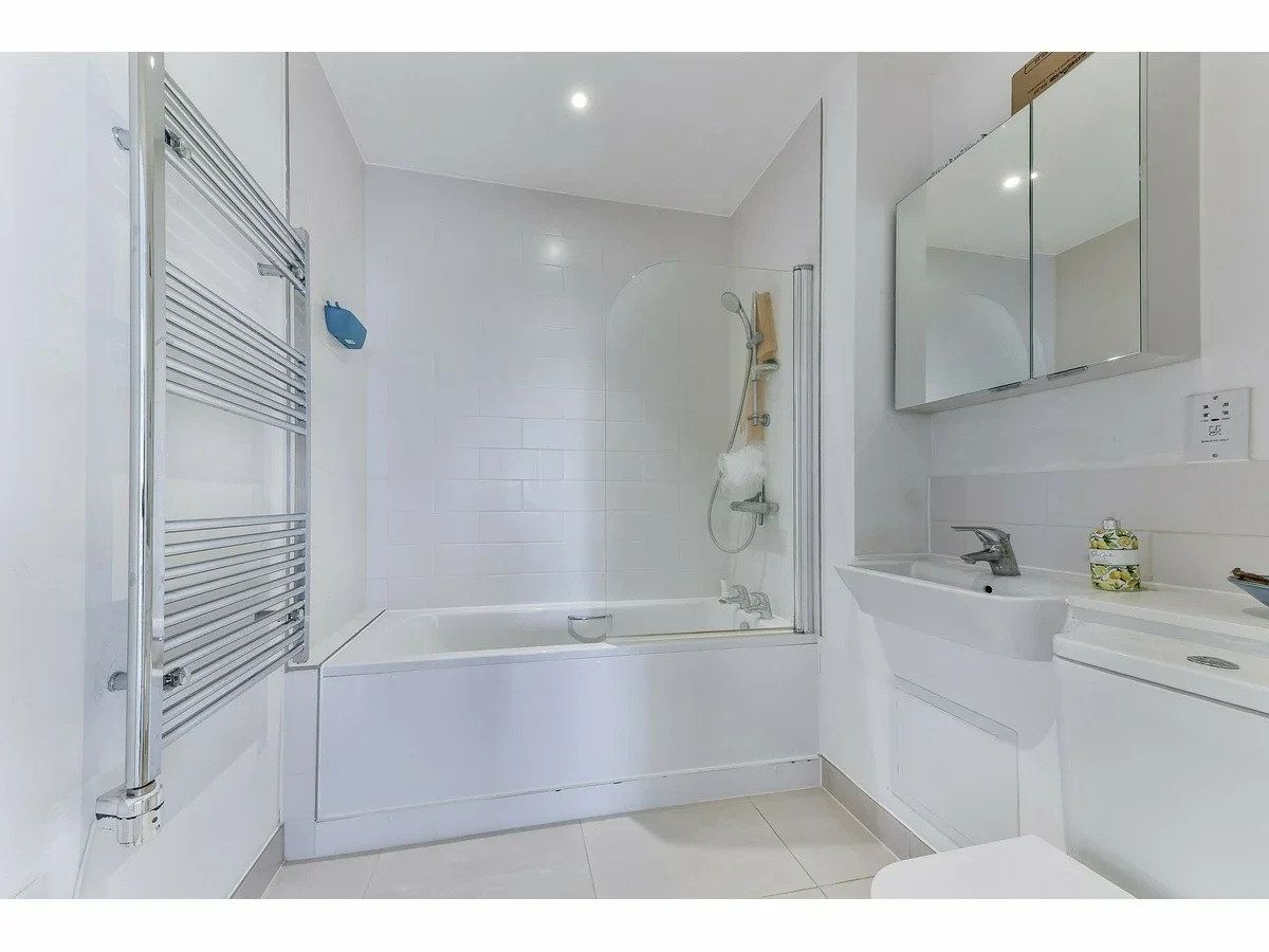 Flat York Place in Greater London