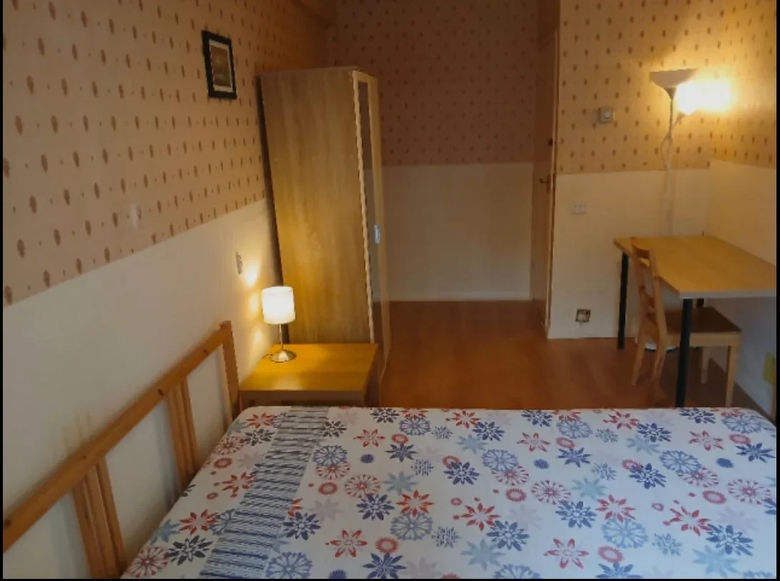 Room The Sutton Estate in Greater London