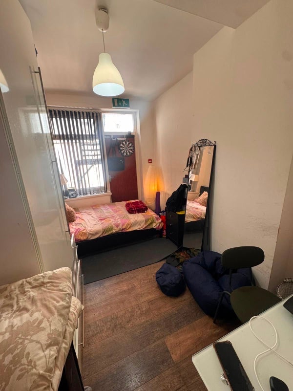 Room Granby Street in Leicester
