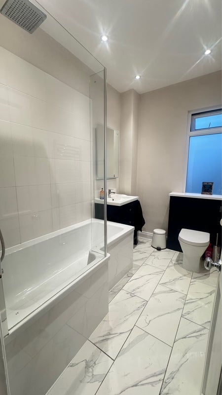 Room Clifton Park Avenue in Greater London