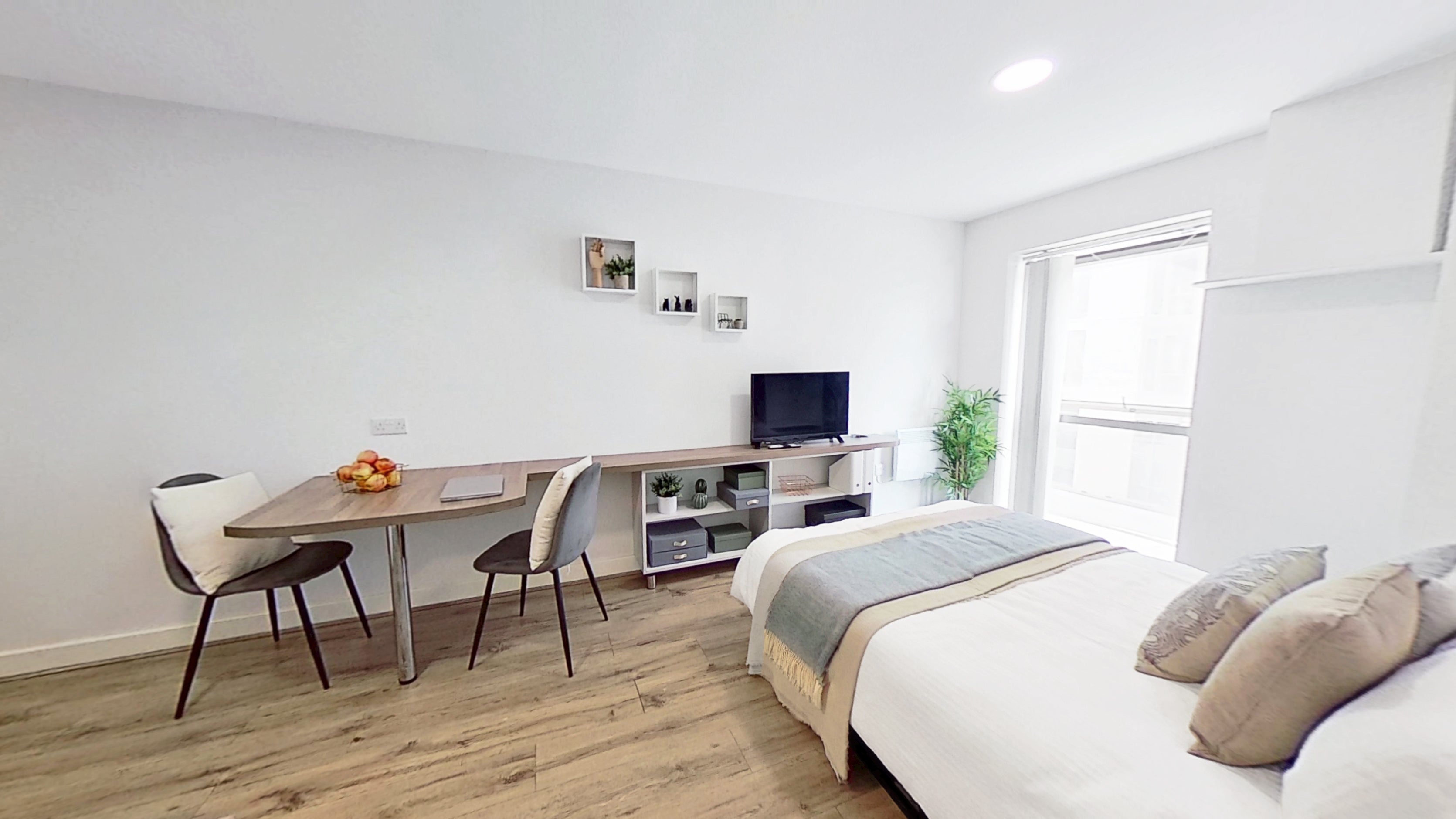 Room Clare Street in Nottingham