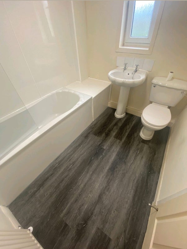 Room Broomhouse Street South in City of Edinburgh
