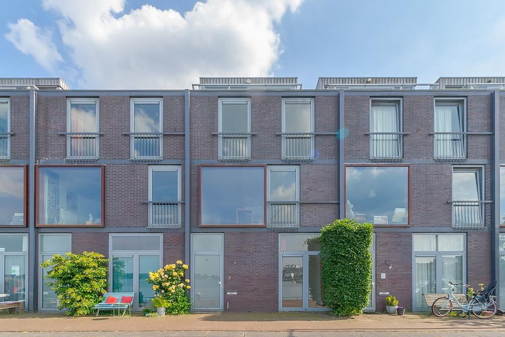 Huis Stuurmankade in Amsterdam