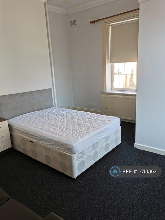 Room Billing Road in Northampton