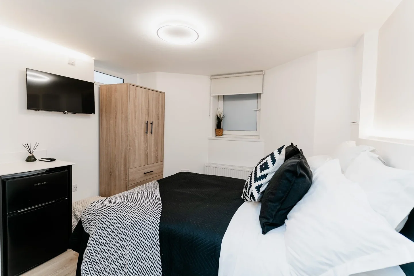 Room Hamilton Road in High Wycombe
