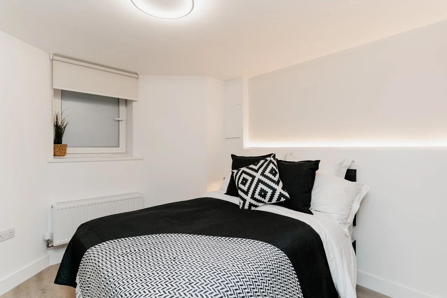 Room Hamilton Road in High Wycombe