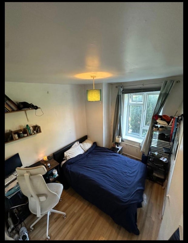 Room Joyce Walk in Greater London