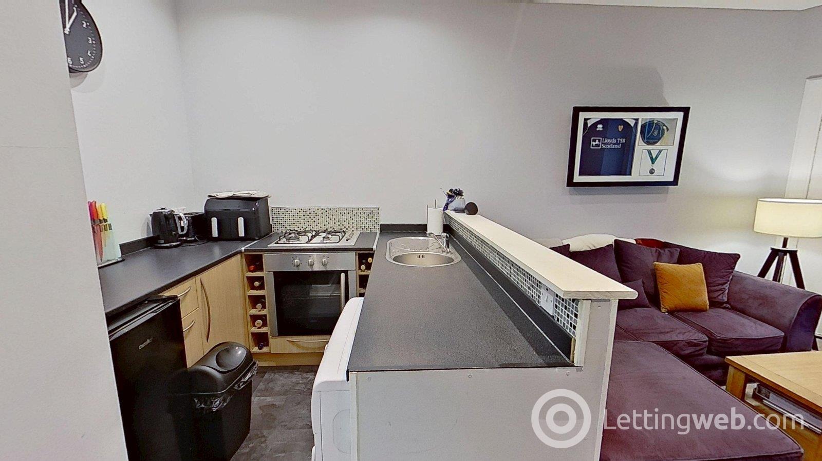 Flat Dalry Road in City of Edinburgh