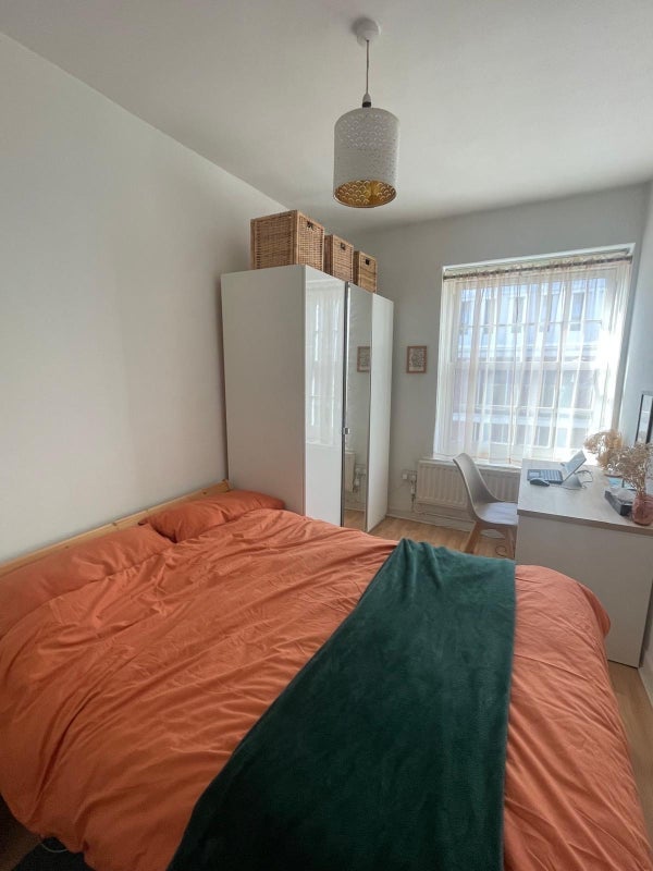 Room Bowling Green Street in Greater London