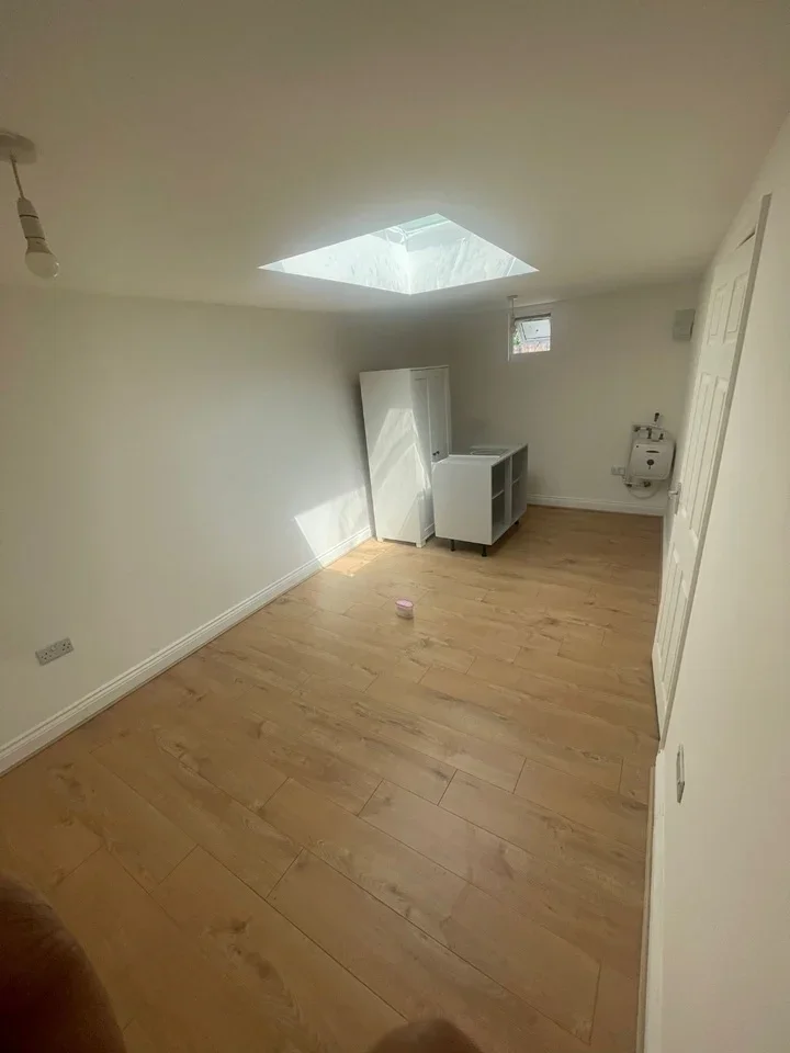 Flat Sedcote Road in Greater London
