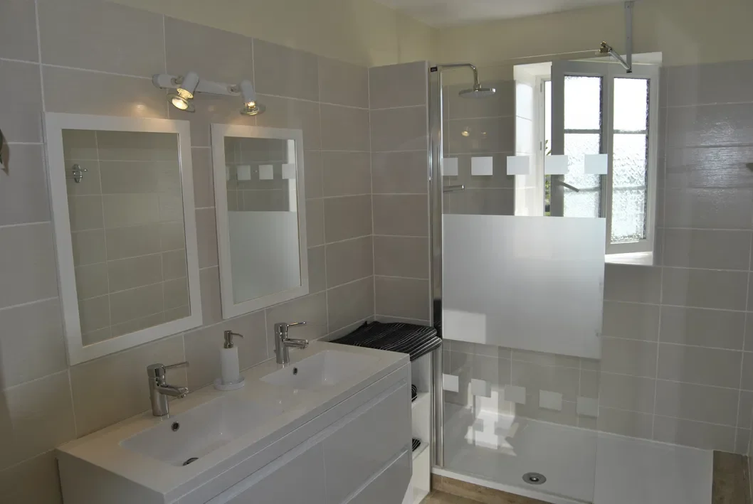 Room Rue des Aulnays in Mieuxcé