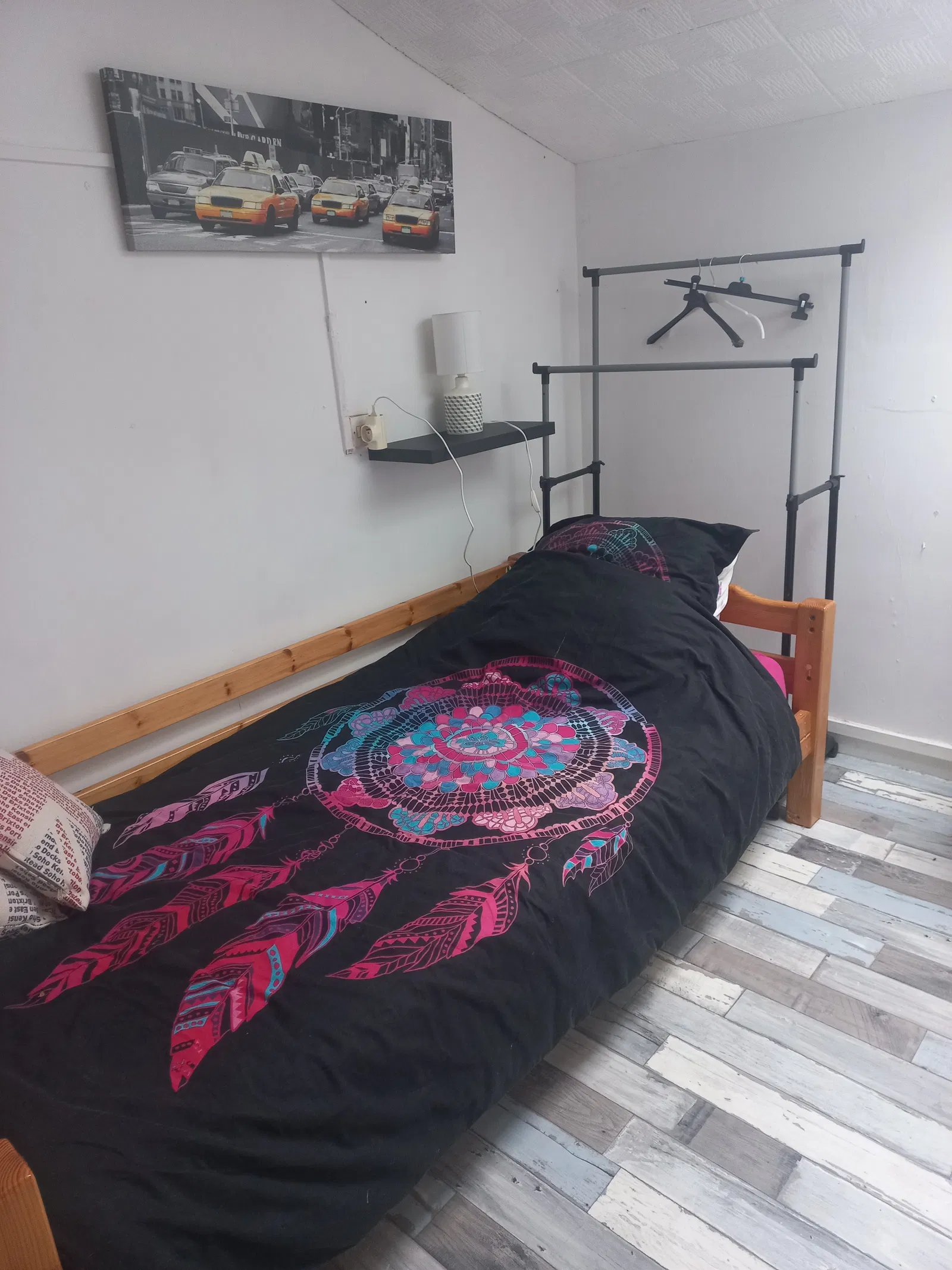 Room Route de Bordeaux in Breuty