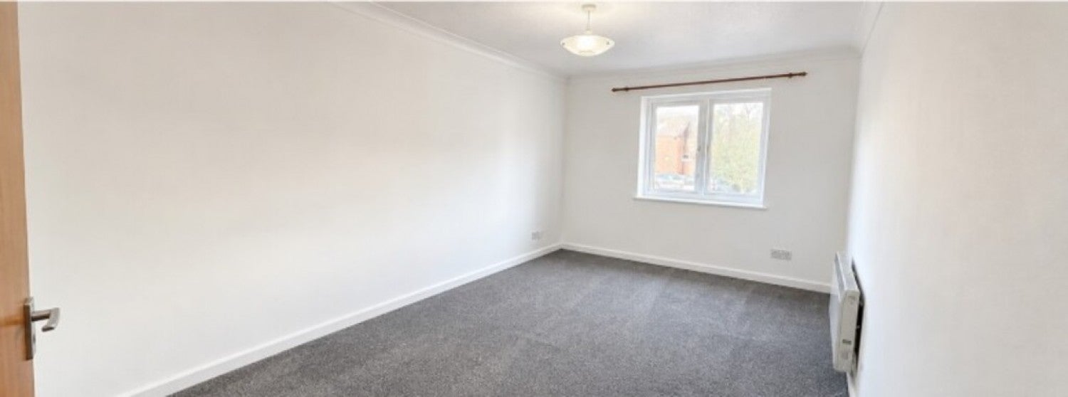 Flat Union Street in Leigh
