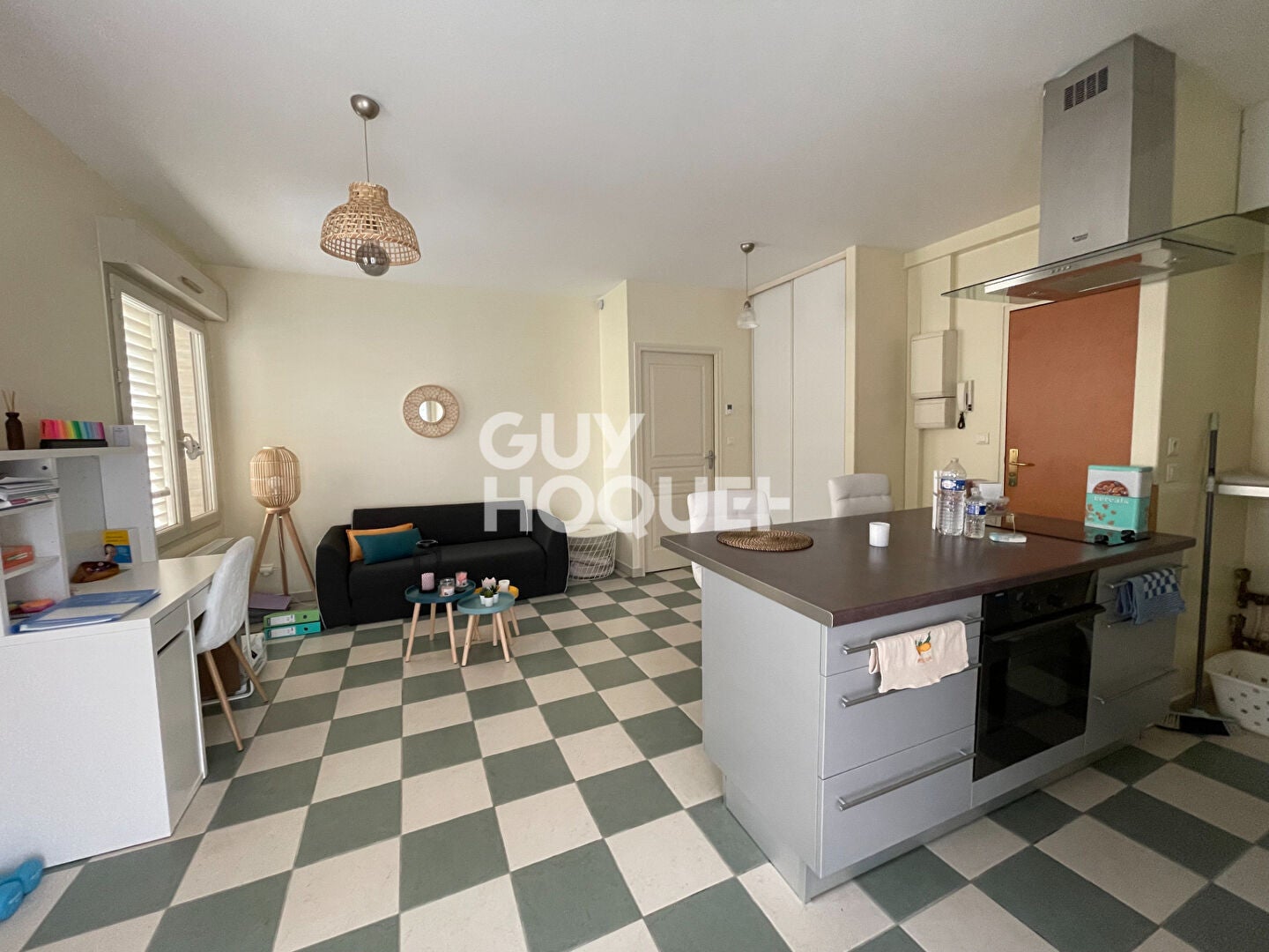 Flat Avenue Carnot in Bourges
