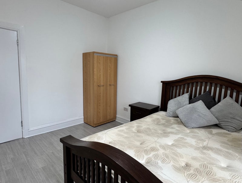 Room Alexandra Park Street in Glasgow