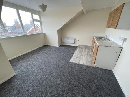 Flat Back Stratford Terrace in Leeds