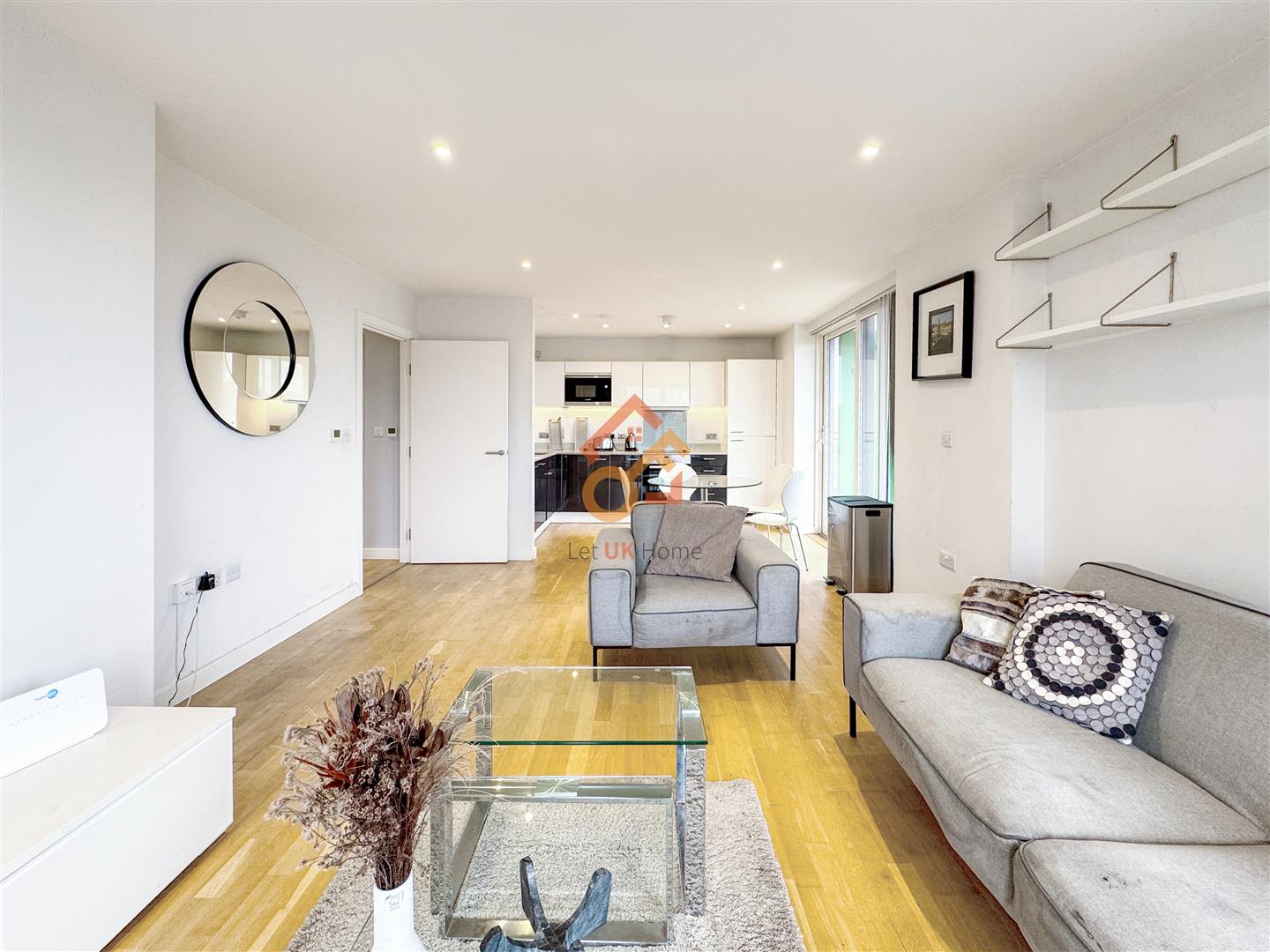 Flat Octavius Street in Greater London