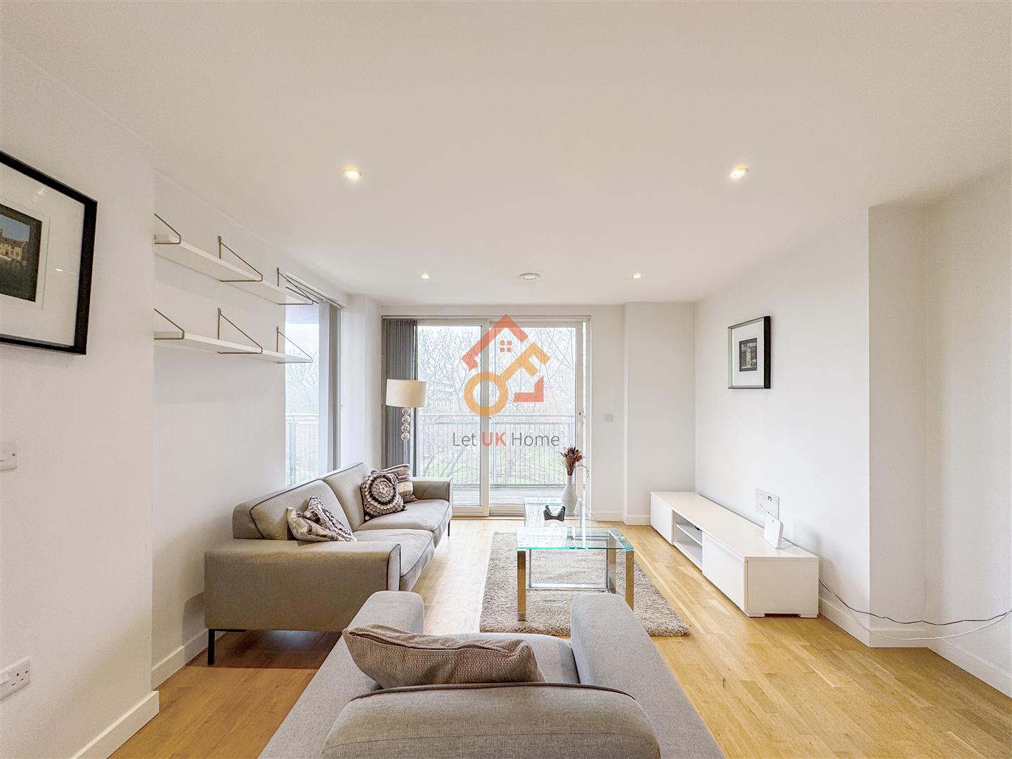 Flat Octavius Street in Greater London