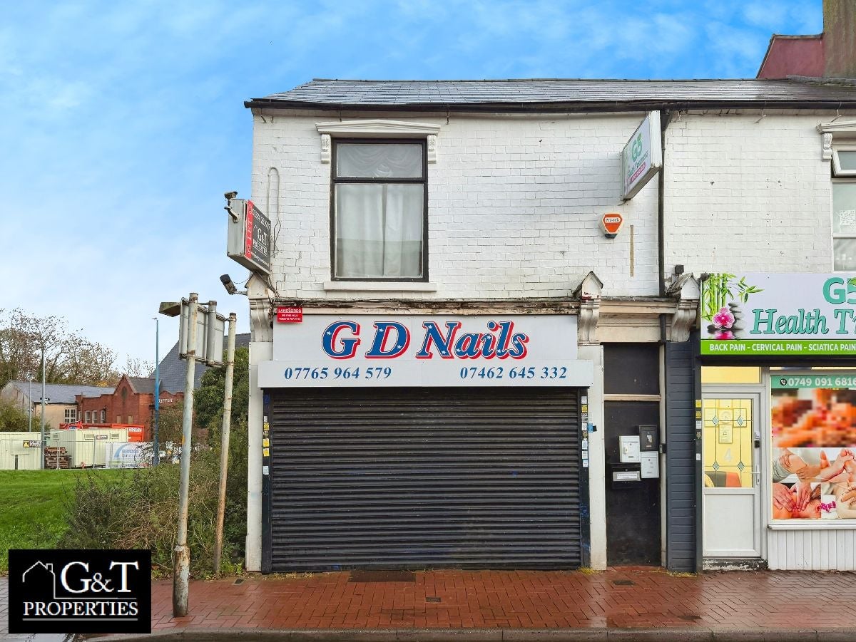 Flat High Street in Sandwell