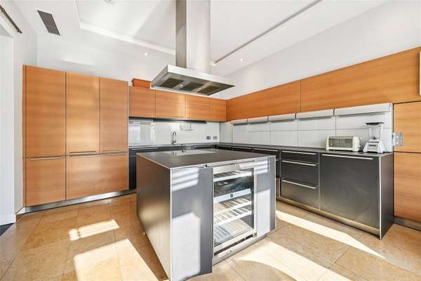 Flat Knightsbridge in City of Westminster