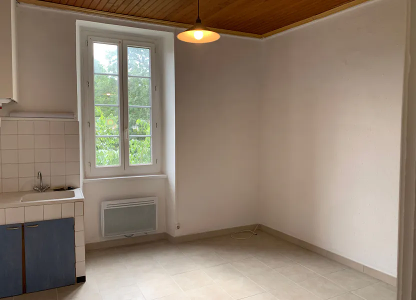 Appartement Rue du Faubourg d'Auvergne à Alès