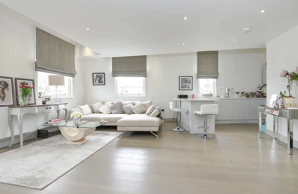 Flat Tranquil Passage in London