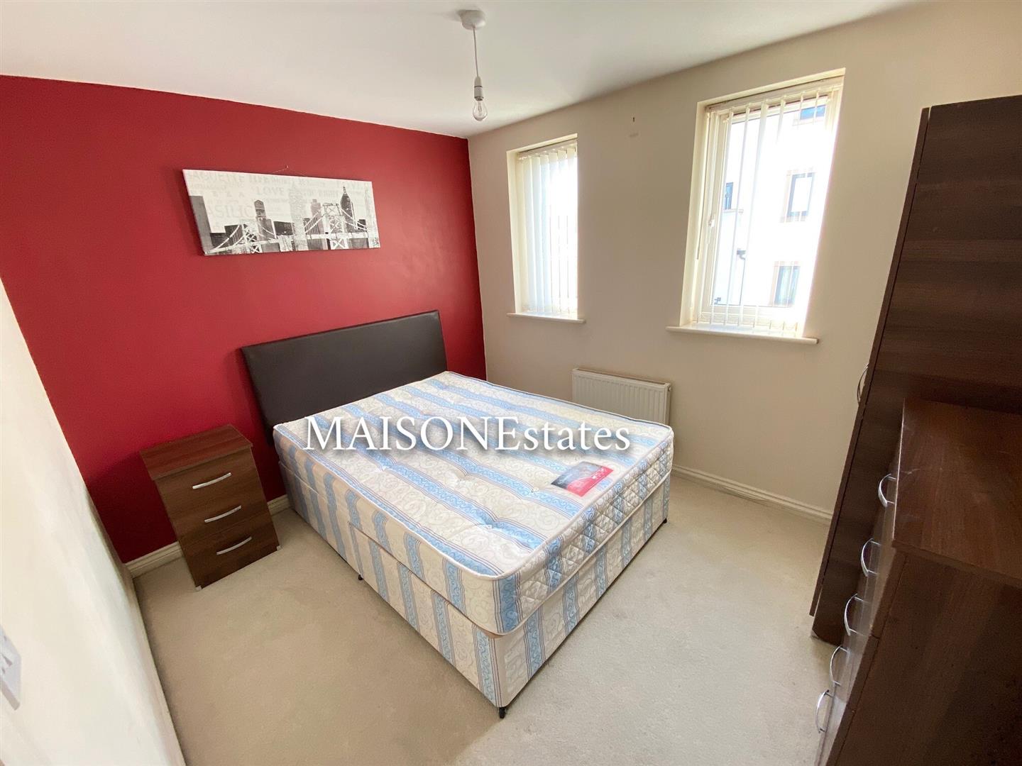 Flat Coldstream Court in Coventry