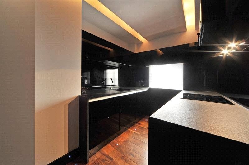 Flat Sloane Street in Greater London