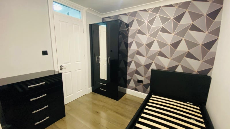 Room Mathews Park Avenue in Greater London