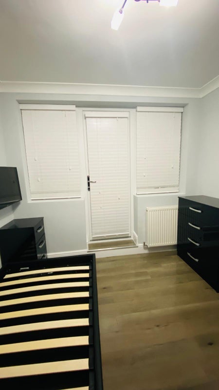 Room Mathews Park Avenue in Greater London