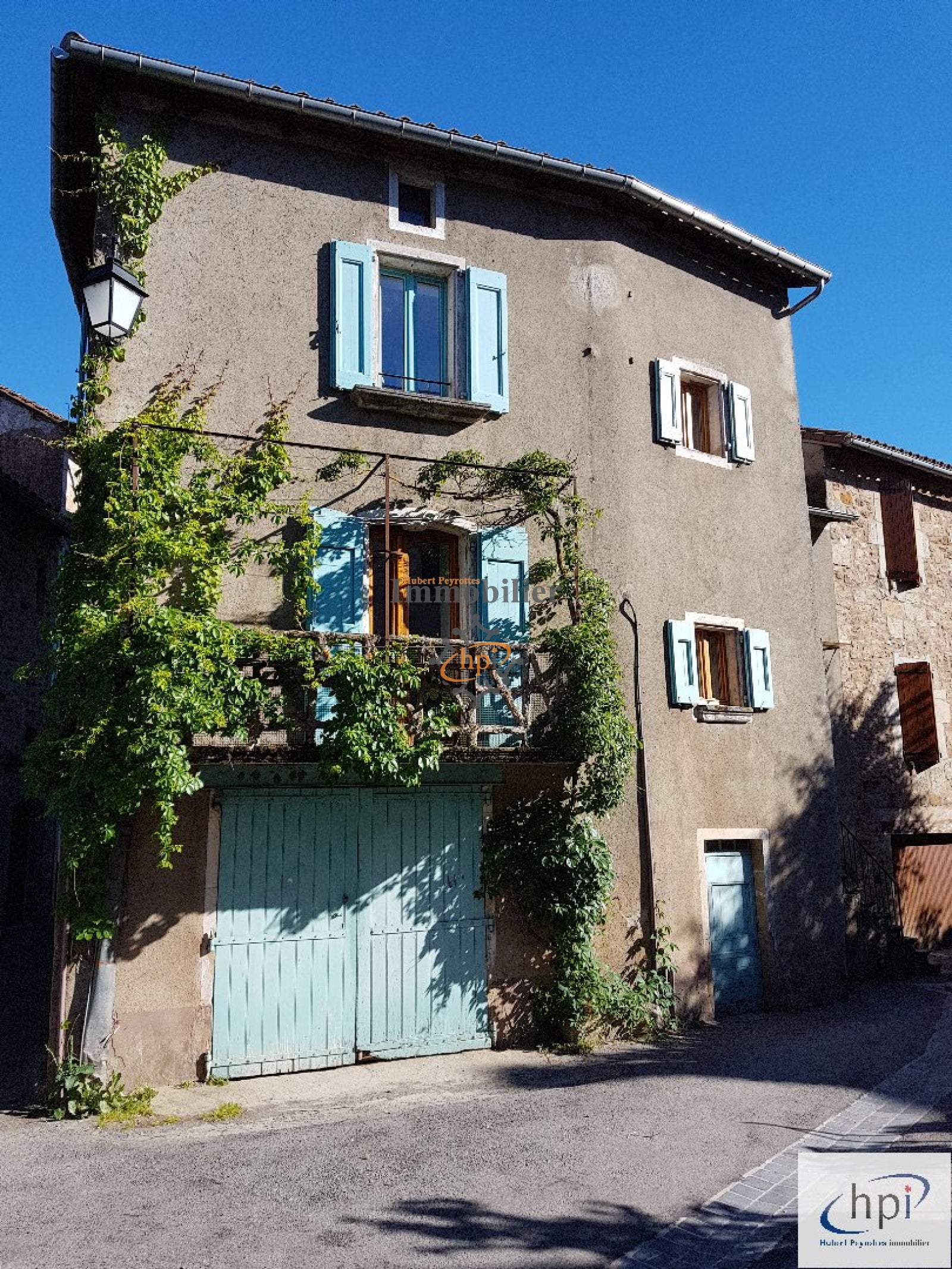 Flat Route de Saint Affrique in Cornus