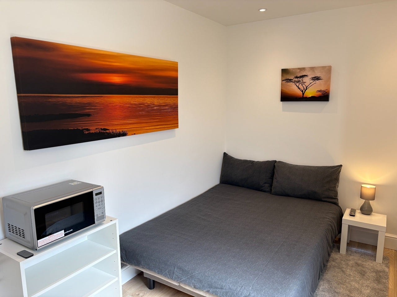 Flat Dairyglen Avenue in Cheshunt