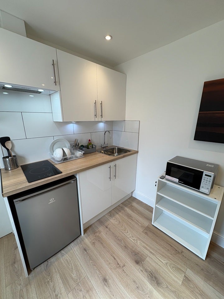Flat Dairyglen Avenue in Cheshunt