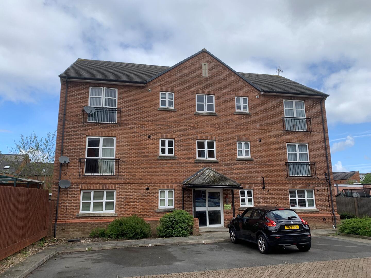 Flat Knighton Lane in Leicester