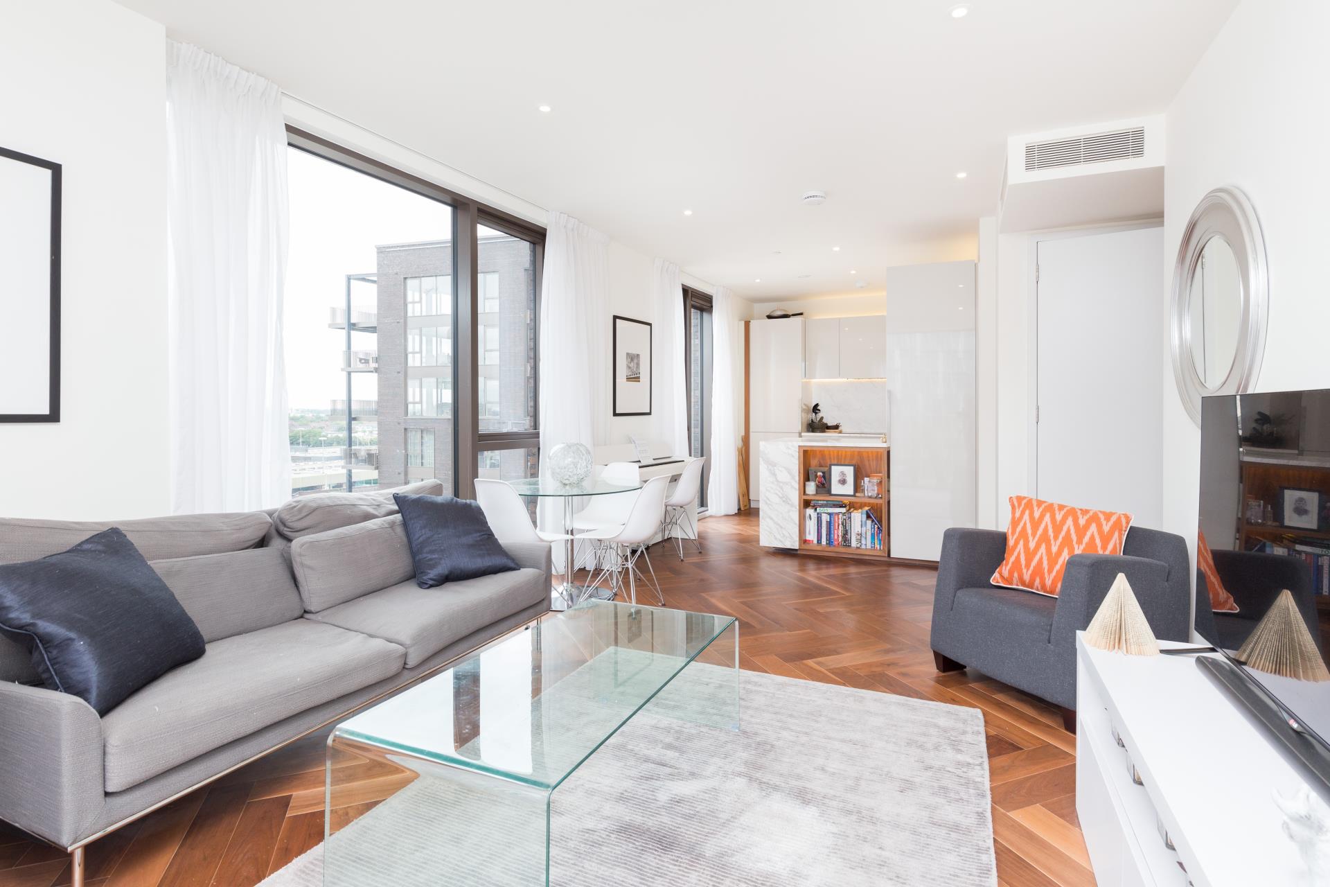Flat New Mill Road in Greater London
