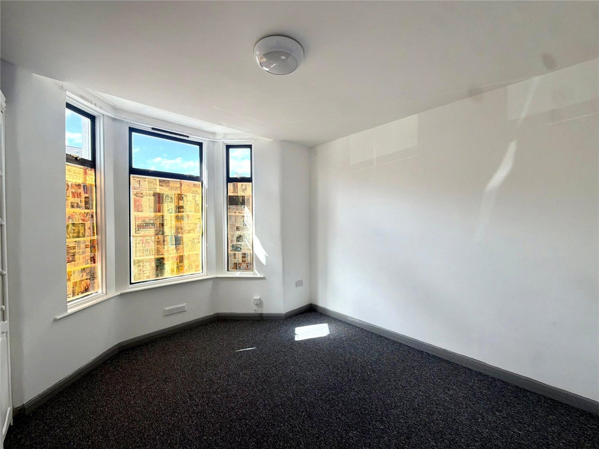 Flat Balfour Road in Greater London
