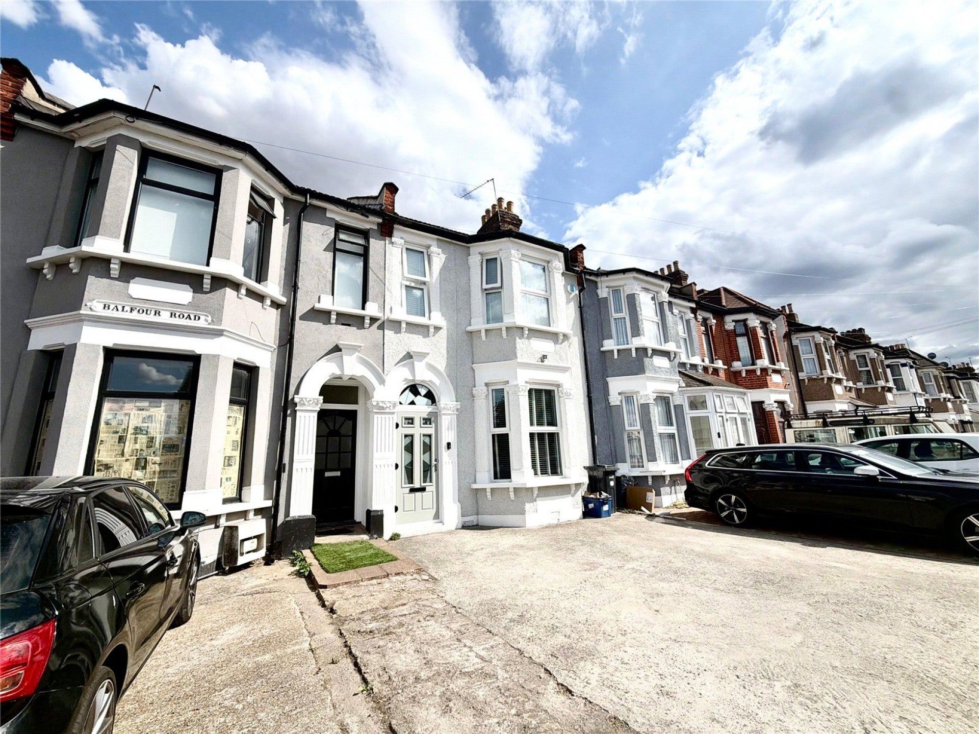 Flat Balfour Road in Greater London