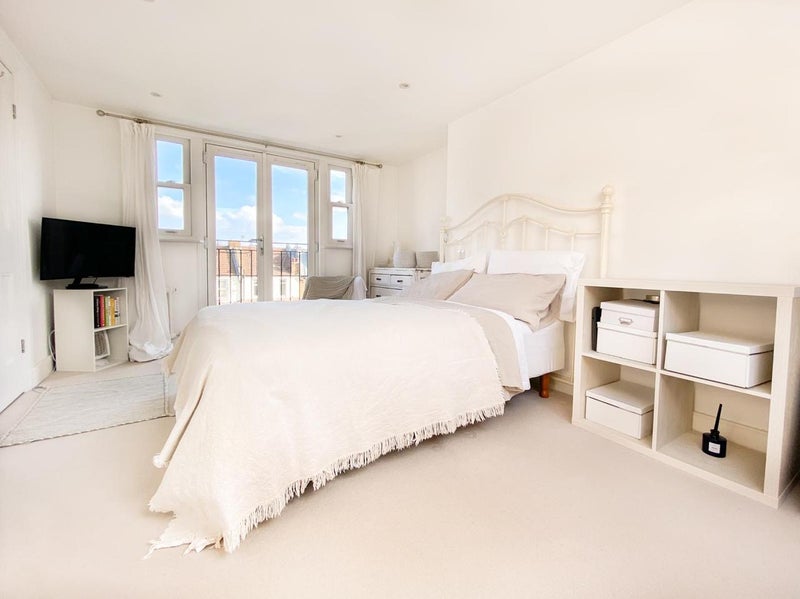 Room Prince George's Avenue in Greater London