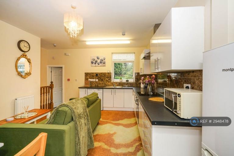 Flat Regent Street in Salford