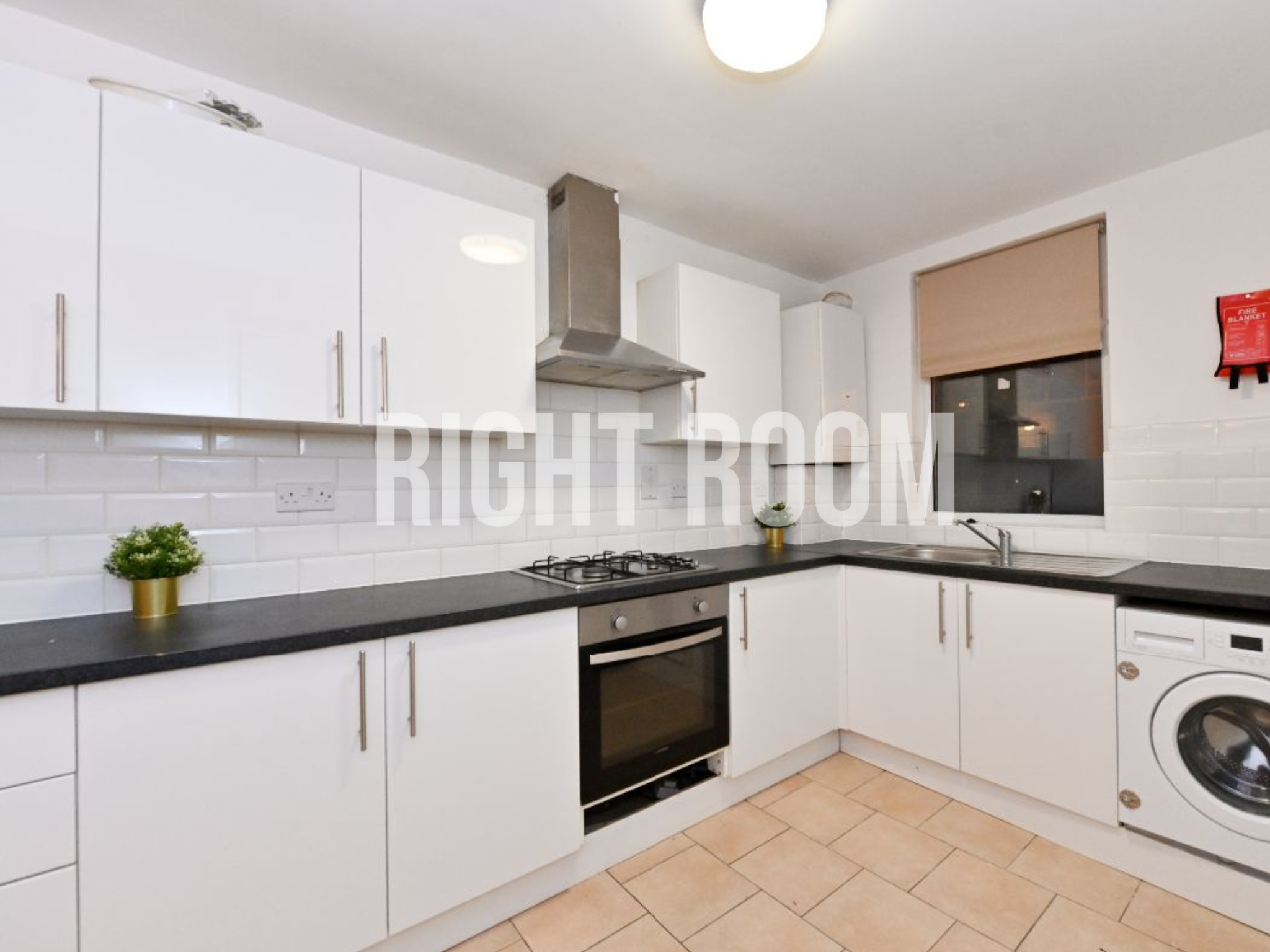 Room Trussell Close in Winchester