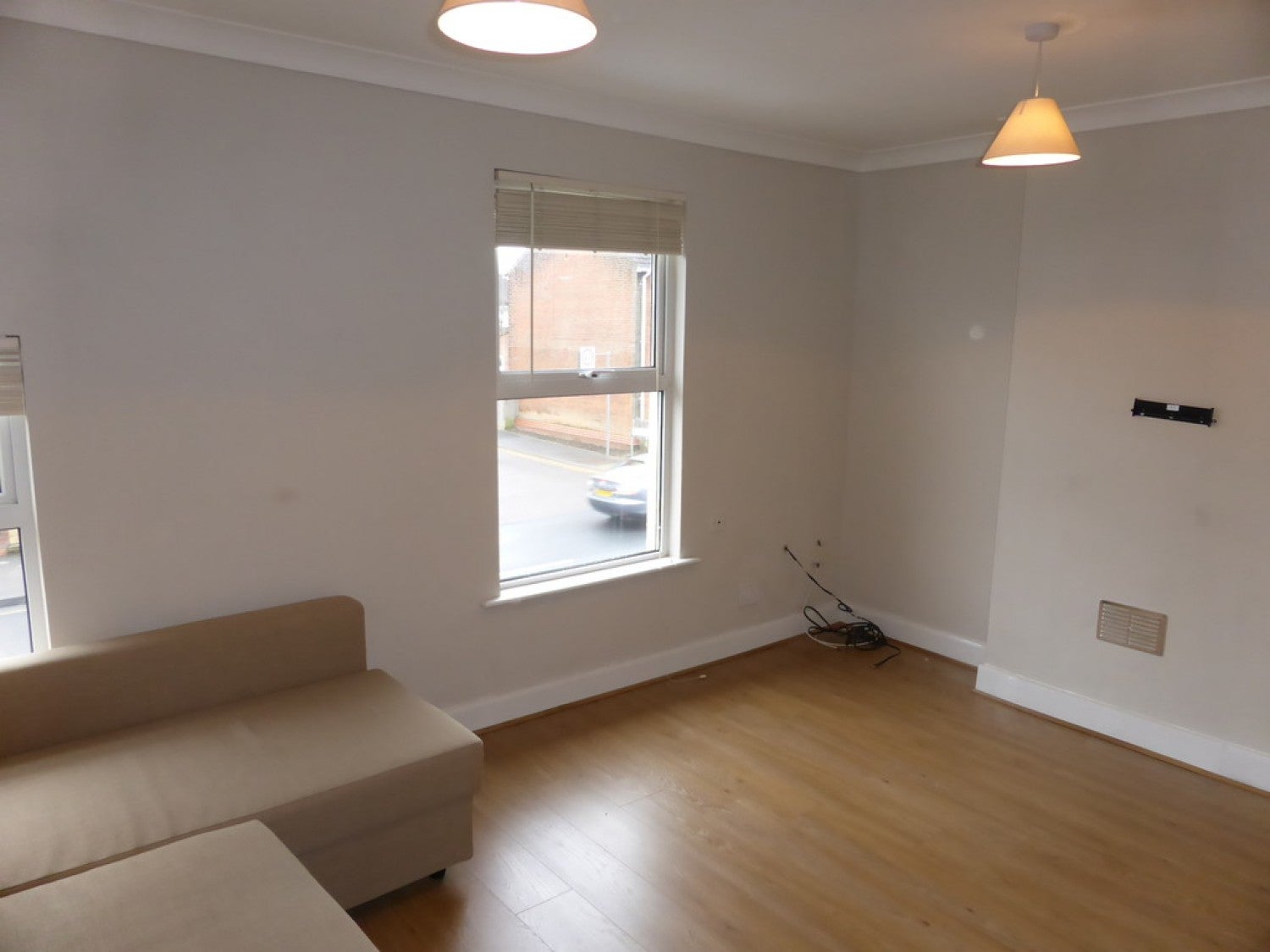 Flat Fulham Way in Ipswich