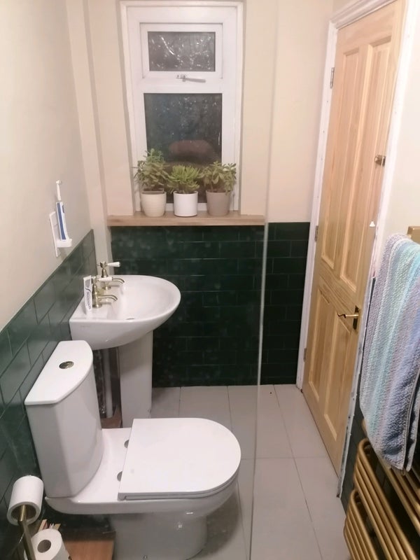Room Westleigh Road in Bristol