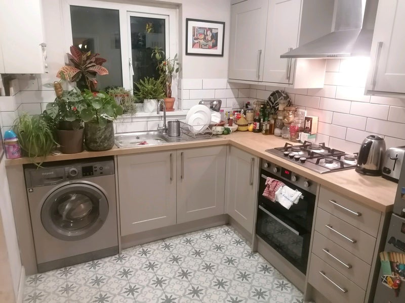 Room Westleigh Road in Bristol