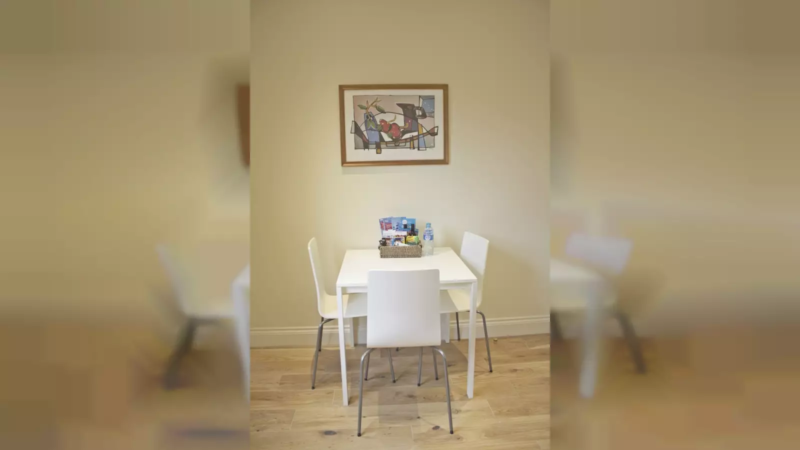 Flat Saint Lawrence Terrace in Greater London