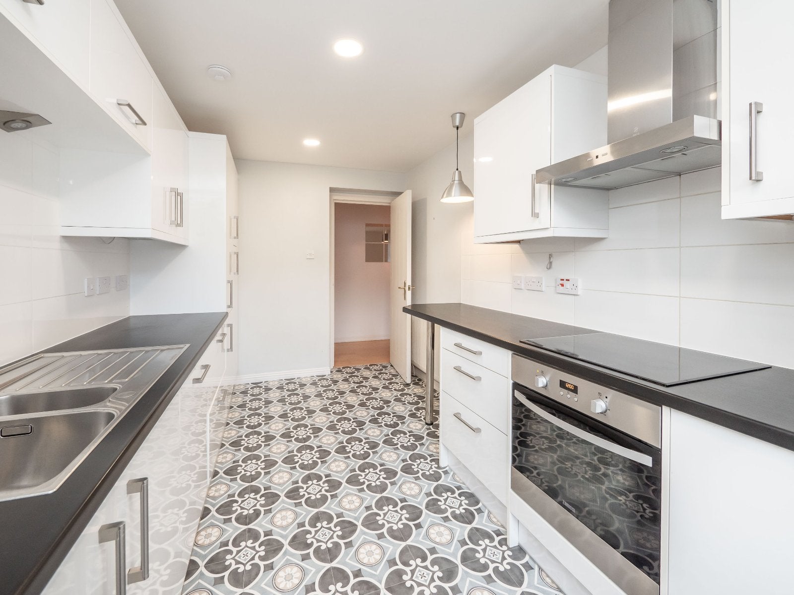 Flat Huntingdon Place in City of Edinburgh