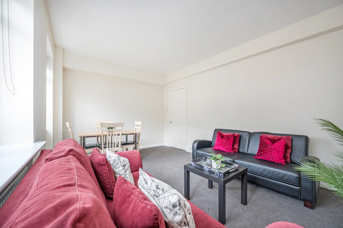 Flat Warren Street in Greater London